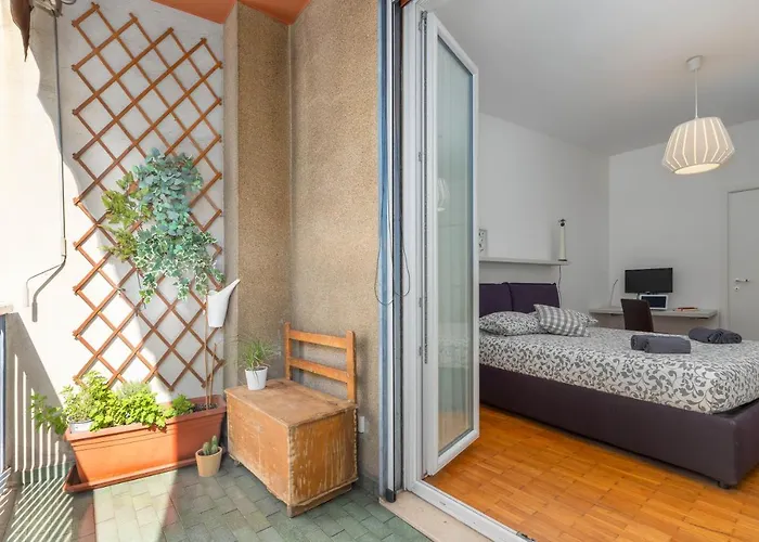 Appartement Marghera-fiera Elegante E Luminoso Milaan