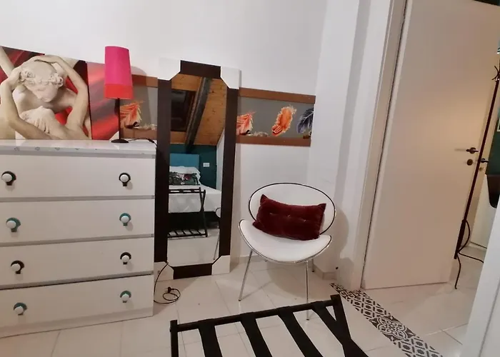 Mercanti Attic Version