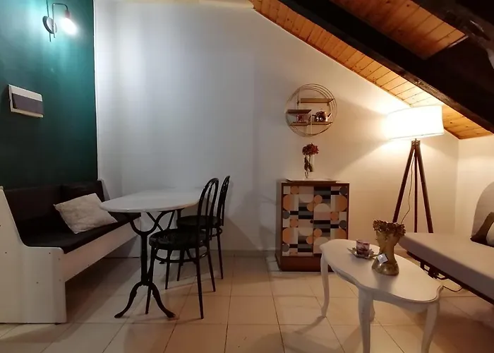 Mercanti Attic Version * מילאנו