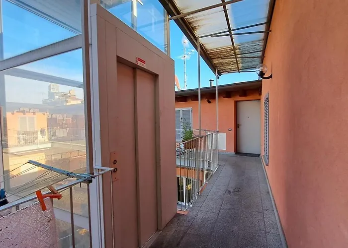 Gorla Skyline - Floor * Milan