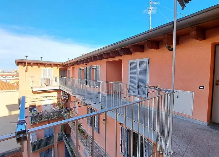 Gorla Skyline - Floor Apartment