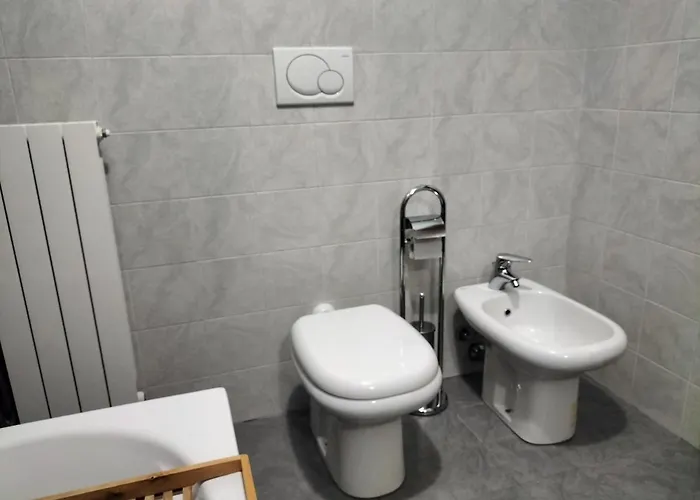 Big Bright Flat In Close To Loreto Square Apartmán *