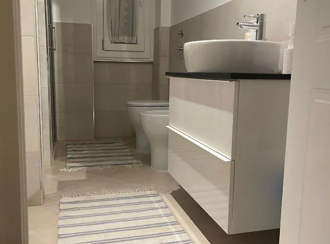 Easy Italy Balcony Milaan