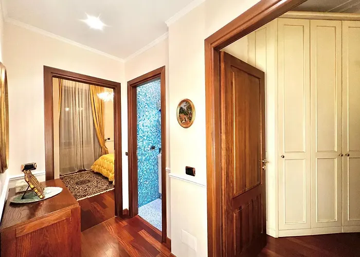 Апартаменты Luxury House - Foppa61 *