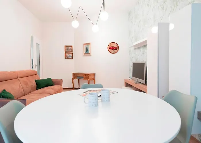 Uguzzone 21 Apartamento Milão