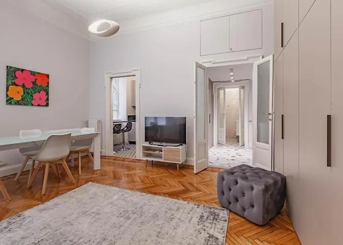 Easylife - Accogliente Rifugio Nel Cuore Del Centro Storico Milanese, In Zona Piazza Cinque Giornate Appartamento *