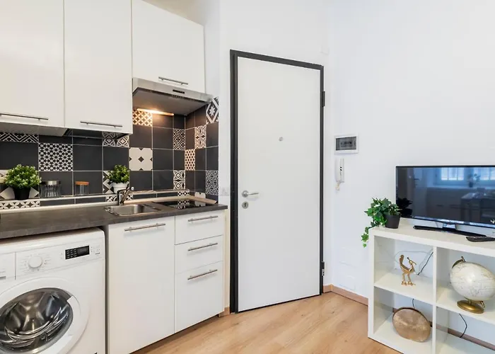 I Host - Alessi 10 Apartament *