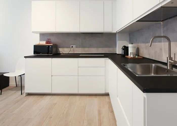 Lovely - Lovely Porta Romana * Milan