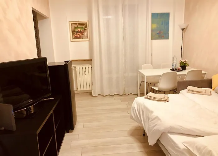 Lovely 2 With Small Garden Milaan