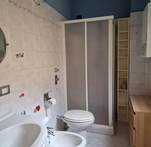 Sempione Yellow Apartment *