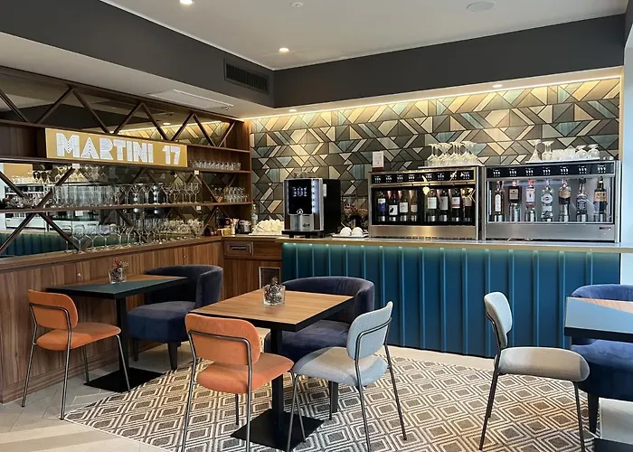Boutique Martini 17 3*