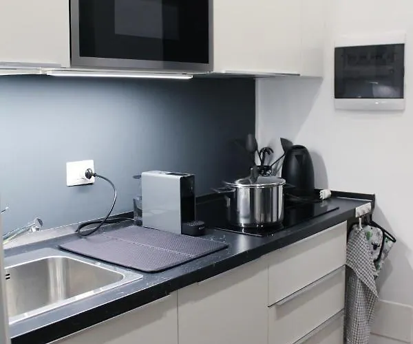 Yr Citta Studi - Modern Loft, 3 Min Walk To Duomo Bus *