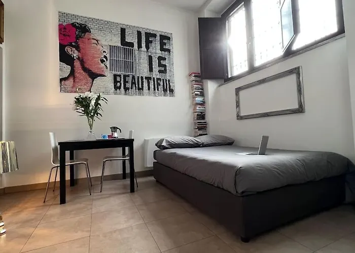 Life Is Beautiful Design Loft Navigli Romolo, Smarttv, Wifi, Ac And Street Parking Lejlighed *