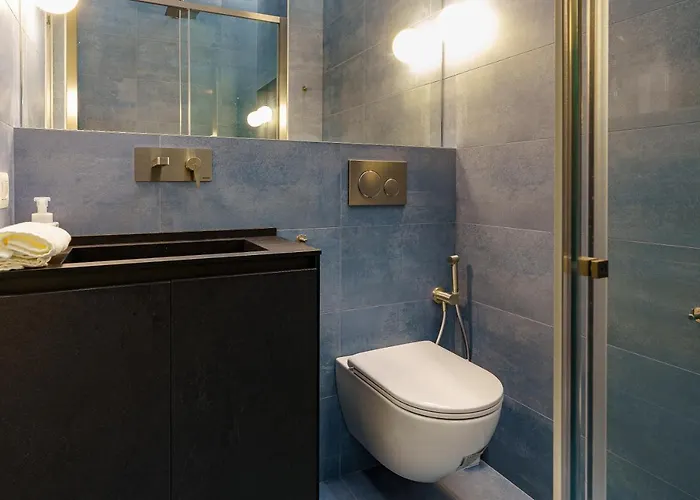 Bnbutler - Schiaparelli * Milano