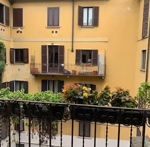 La Casa Alle Colonne - Navigliapartments Apartamento *