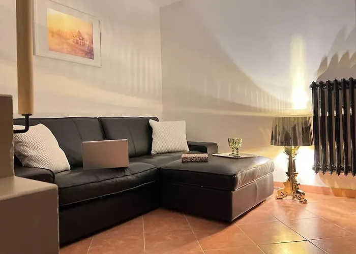 Life Is Beautiful Design Loft Navigli Romolo, Smarttv, Wifi, Ac And Street Parking *