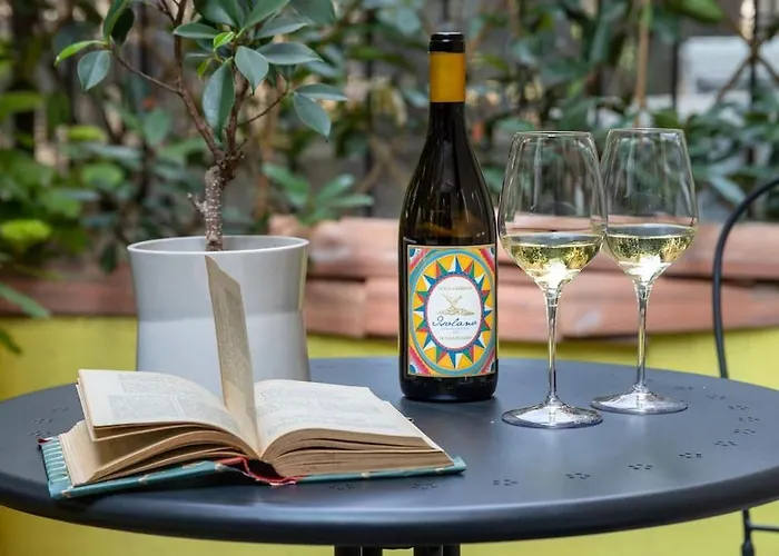 Life Is Beautiful Design Loft Navigli Romolo, Smarttv, Wifi, Ac And Street Parking Lejlighed