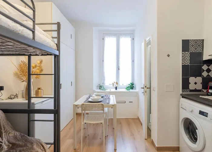 I Host - Alessi 10 * Mediolan