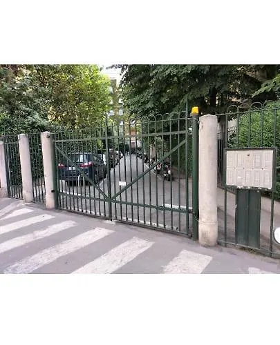 Stanza Nr 4 In Incantevole In Zona Solari Milán