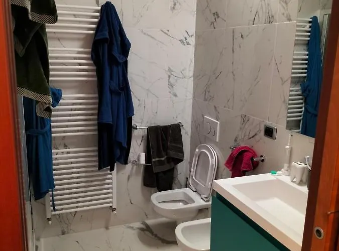 Gasthof Stanza Nr 4 In Incantevole In Zona Solari