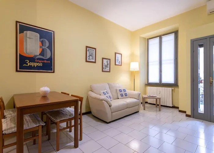 Paolo Mantegazza By Halldis 公寓