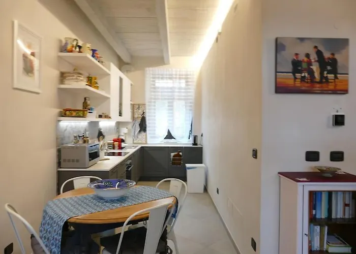 Naviglio Grande In * 밀라노