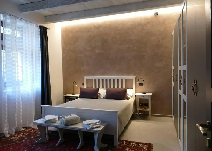 Naviglio Grande In Apartment *