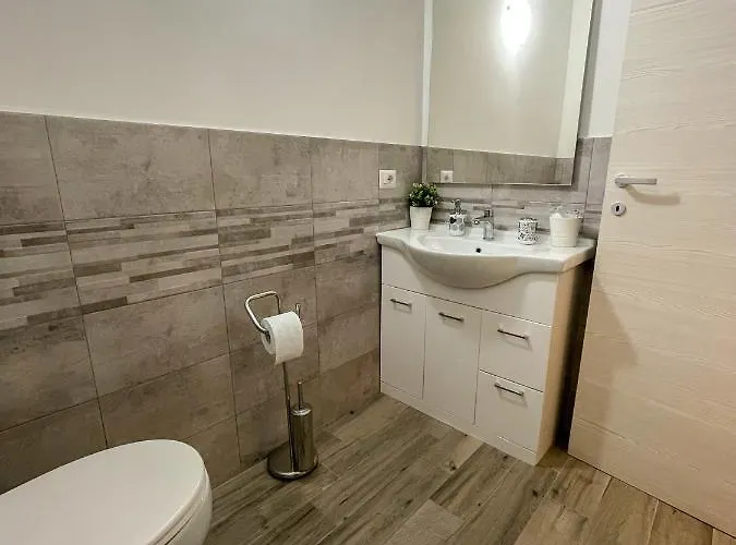 Dea Dreams - Piazzale Lodi Near Fondazione Prada