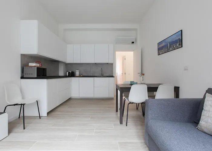 Lovely - Lovely Porta Romana Milan