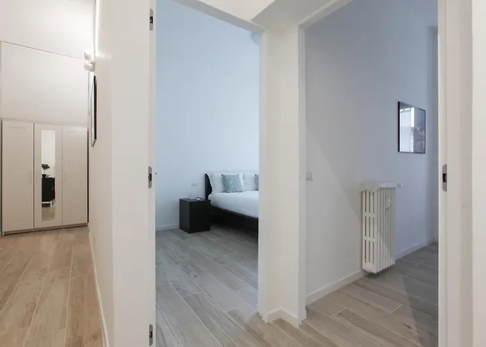 Lovely - Lovely Porta Romana *