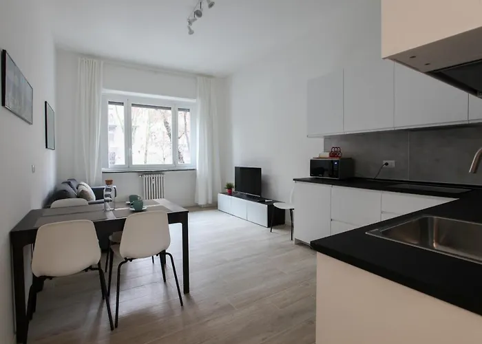 Apartment Lovely - Lovely Porta Romana Milan