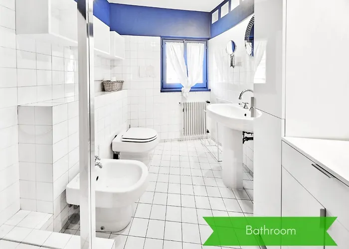 Splendid In The Historic Center Apartamento Milão