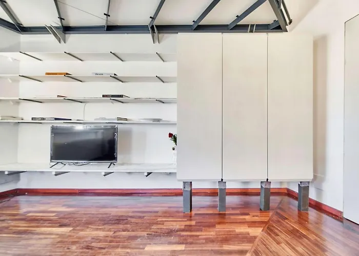 Splendid In The Historic Center Milão