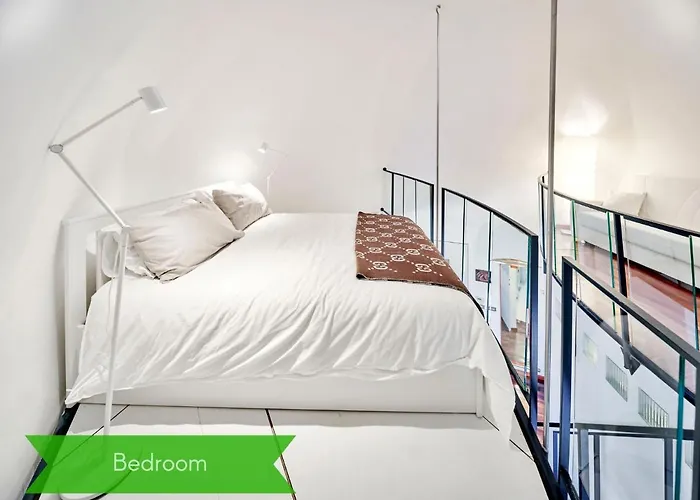 Splendid In The Historic Center Milão