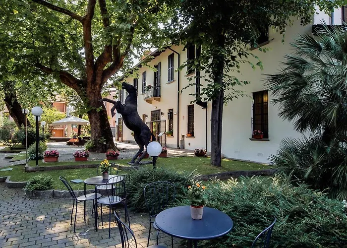 Excel Naviglio - Ca'bianca Отель 4*