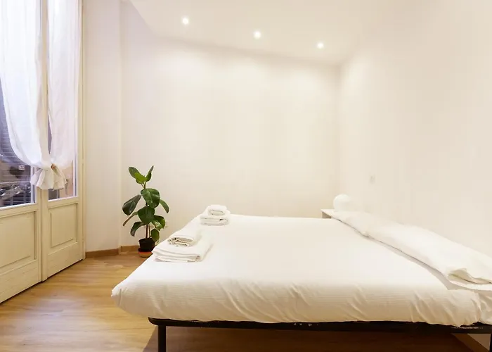 아파트 Guesthost - In The Heart Of Milano!