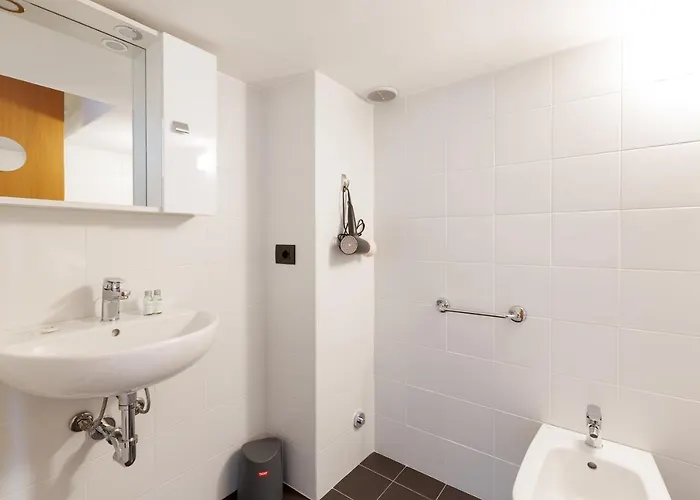 Guesthost - Apts Milano-corso Magenta