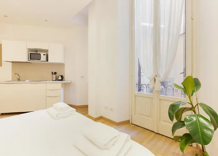 Guesthost - In The Heart Of Milano! Appartamento Milano