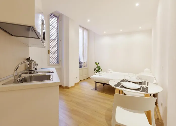 Guesthost - In The Heart Of Milano! Milán