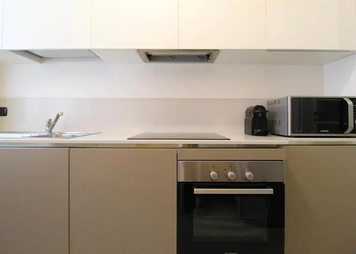 Al Direzionale - Station Apartment *