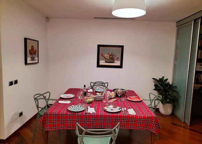 Stanza Nr 4 In Incantevole In Zona Solari Gasthof Mailand