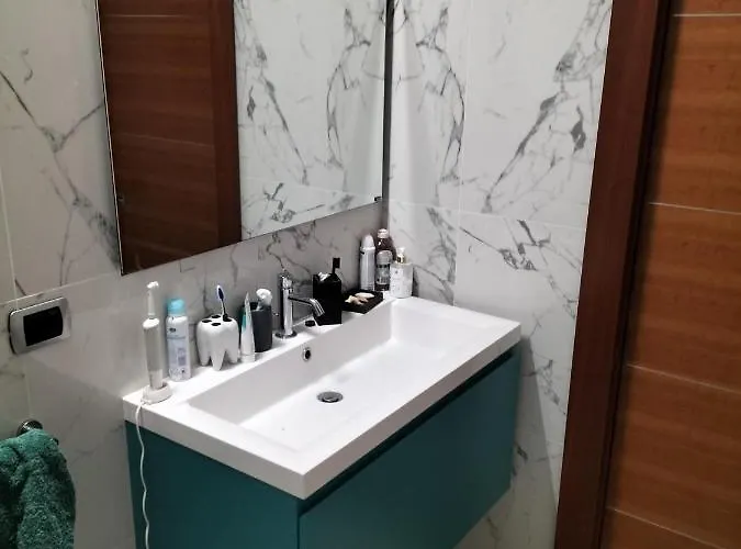 Stanza Nr 4 In Incantevole In Zona Solari Mailand