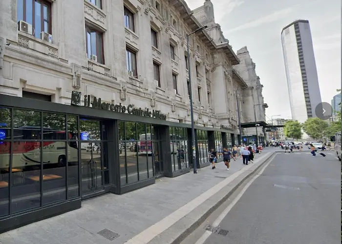 Station Group - Via Sammartini 15 Gæstehus 4*