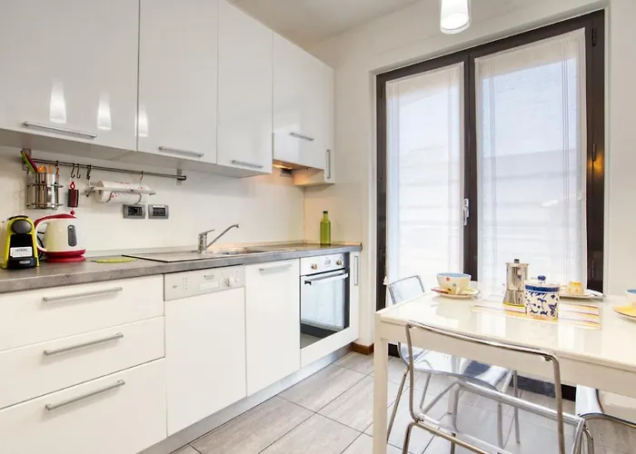 Guesthost - Casa Cherenel