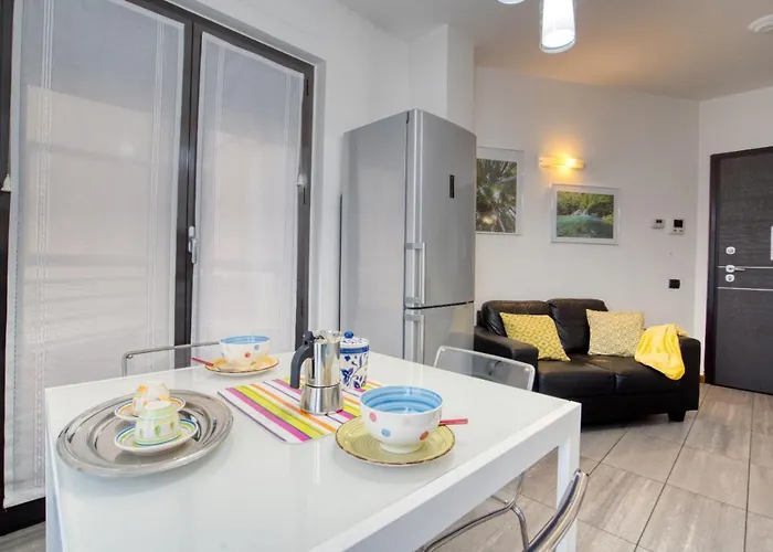 Guesthost - Casa Cherenel ミラノ