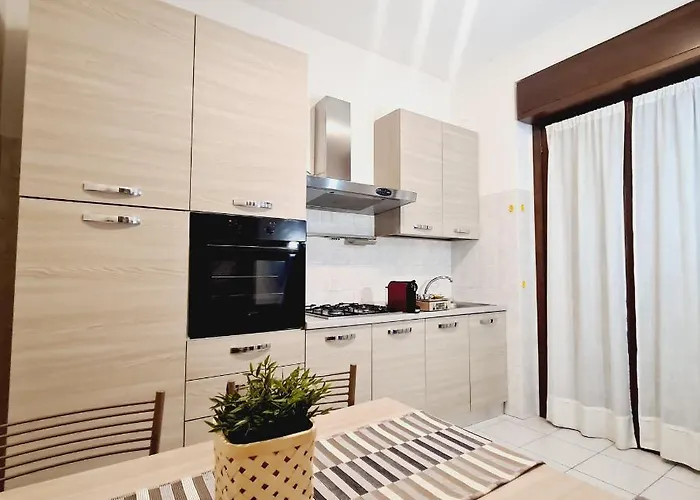 San Siro House アパート *