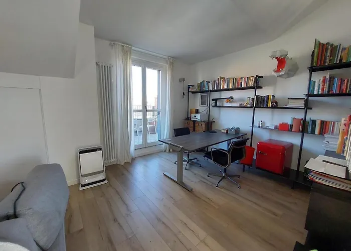 Mansarda Olgiati Zona Navigli Apartment Milan