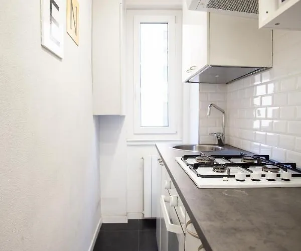 Apartamento Cristoforo Porta Ticinese 4pax Wifi 3*