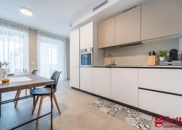 Stilicone 15 - Luxury 4d