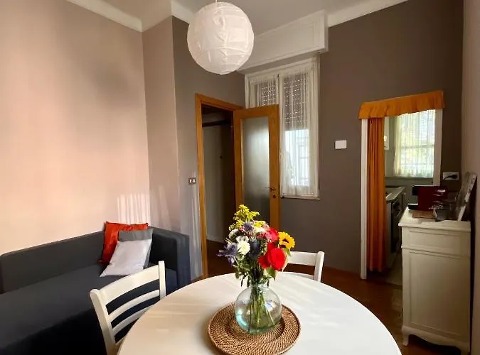 Gionas - Casa Indipendente In Zona Strategica * Μιλάνο